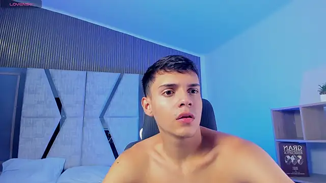 JacobRoberts1 online show from 8, 10, 2025