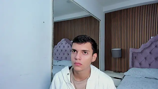 JacobRoberts1 online show from 20, 9, 2025