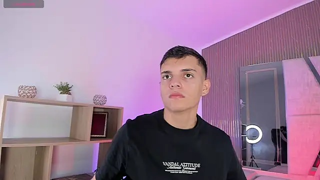 JacobRoberts1 online show from 28, 11, 2025