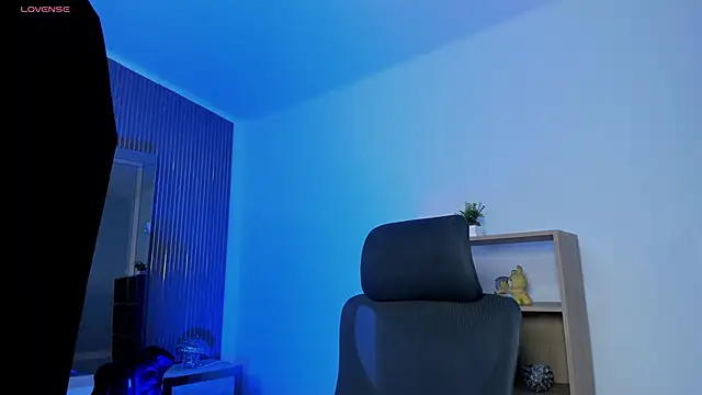 JacobRoberts1 online show from 6, 10, 2025