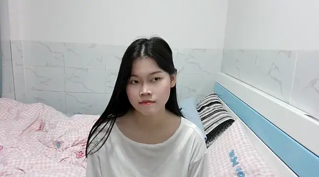 Miss Leila520 online show from 2, 3, 2025