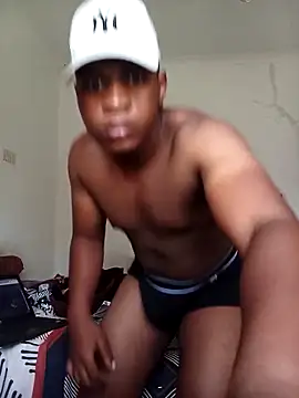 bosszonke123 online show from 3, 3, 2025