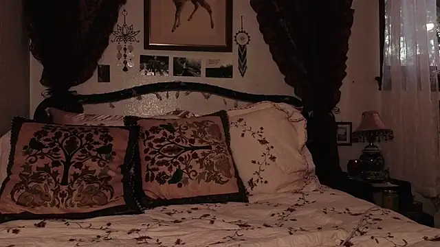 Snapshot of sinfulblonde1 chatting on 2, 2, 2026 sinfulblonde1 online show from 2, 2, 2026