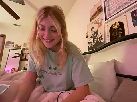 sinfulblonde1 online show from 19, 2, 2025