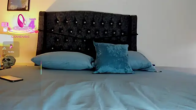 Skay Hot online show from 2, 3, 2025