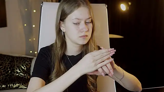 EveMundie online show from 11, 3, 2026