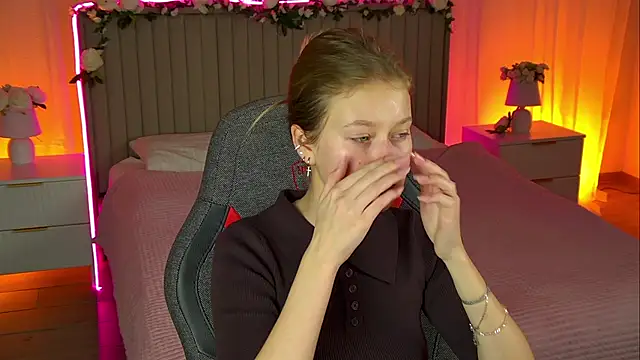 EveMundie online show from 29, 10, 2025