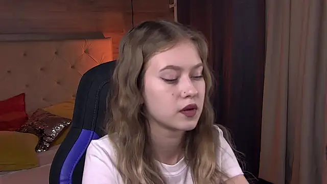 EveMundie online show from 21, 2, 2025