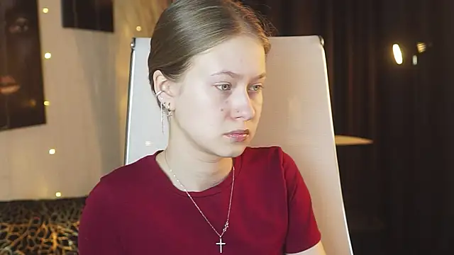 EveMundie online show from 10, 4, 2026