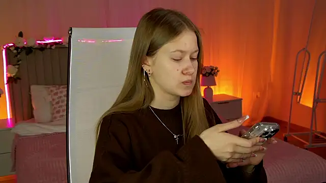 EveMundie online show from 12, 2, 2026