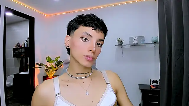 Snapshot of nilam_valker chatting on 19, 9, 2025 nilam valker online show from 19, 9, 2025