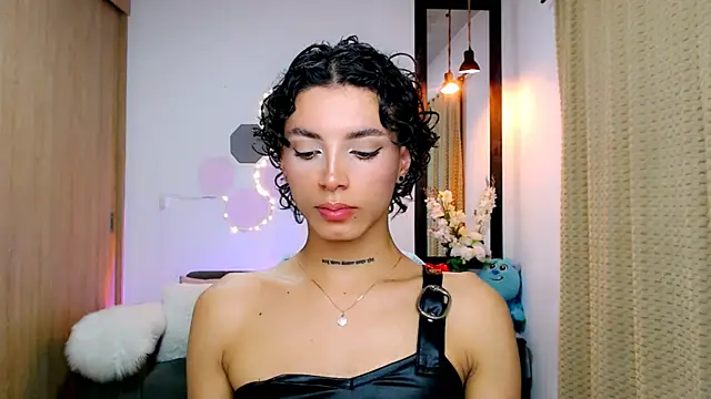 Snapshot of nilam_valker chatting on 16, 3, 2025 nilam valker online show from 16, 3, 2025