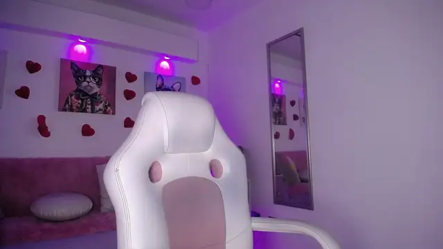 Snapshot of LoreleyNovoa chatting on 25, 2, 2026 LoreleyNovoa online show from 25, 2, 2026