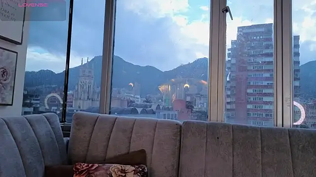 Ivanna West online show from 16, 2, 2026