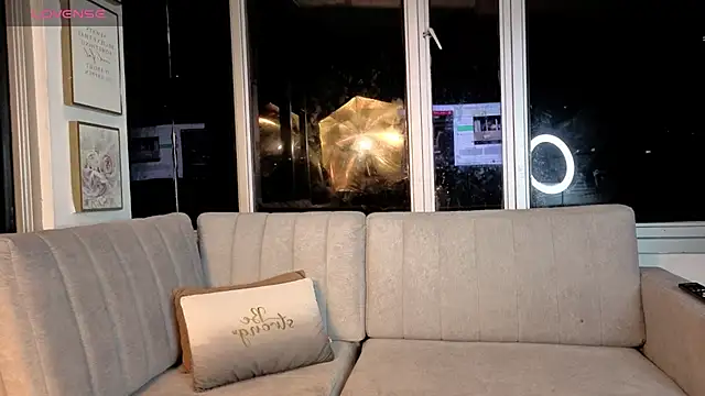 Ivanna West online show from 2, 4, 2026