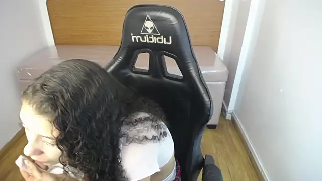 Snapshot of danatella_a chatting on 12, 9, 2025 danatella a online show from 12, 9, 2025