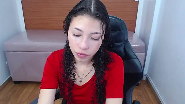 Snapshot of danatella_a chatting on 7, 1, 2026 danatella a online show from 7, 1, 2026