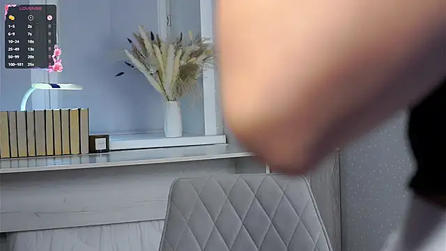 ChelseaDenner online show from 2, 3, 2025