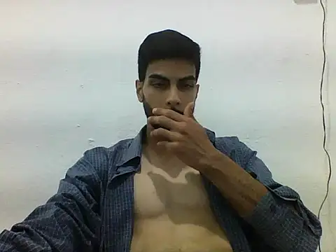 Gabrielteixeira120 online show from 3, 5, 2026