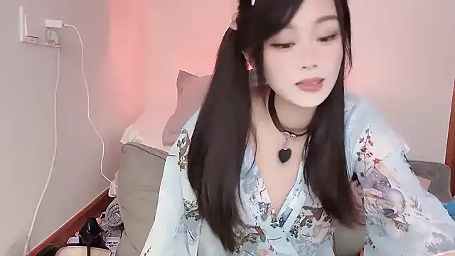 yueyue2003 online show from 28, 2, 2025