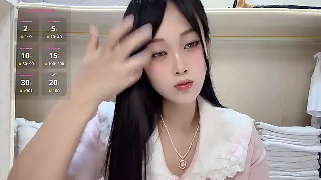 yueyue2003 online show from 26, 6, 2026