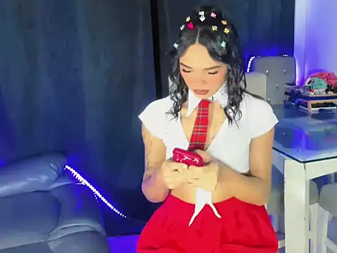 cherry crushx online show from 6, 3, 2026