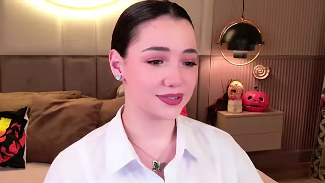 Alice Deleon online show from 19, 10, 2025