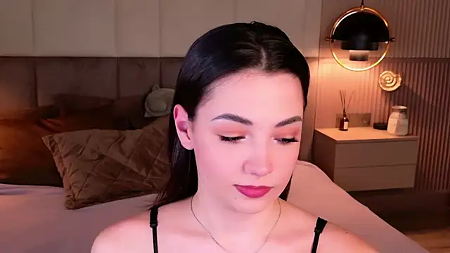 Alice Deleon online show from 16, 10, 2025