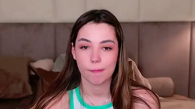 Alice Deleon online show from 2, 3, 2025