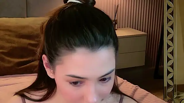 Alice Deleon online show from 11, 3, 2026