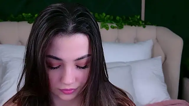 Alice Deleon online show from 10, 1, 2026