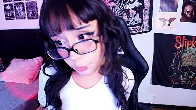 blue katt online show from 4, 3, 2026