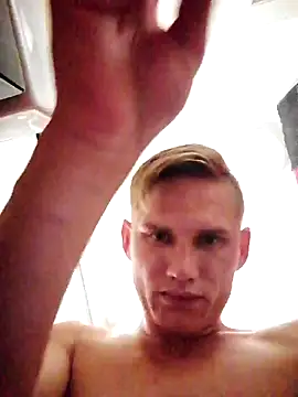 Ruanie online show from 15, 4, 2026