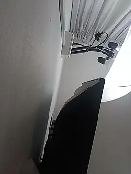 EmmaSulivan online show from 27, 3, 2026