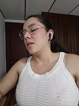 EmmaSulivan online show from 9, 4, 2026