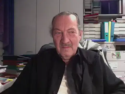 Snapshot of HMStraps01 chatting on 4, 12, 2024 HMStraps01 online show from 4, 12, 2024