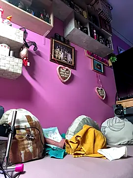 Snapshot of sexymelli18 chatting on 27, 10, 2025 sexymelli18 online show from 27, 10, 2025