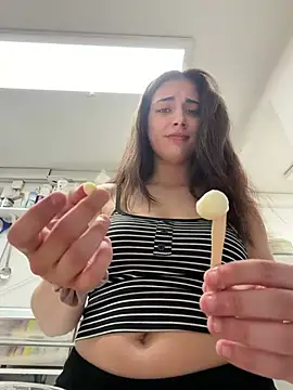 sexymelli18 online show from 14, 5, 2026