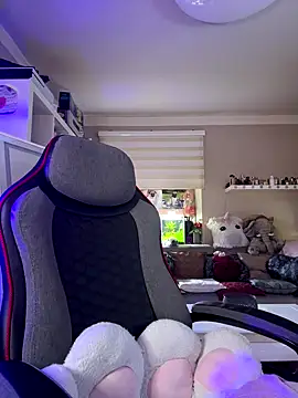 Snapshot of sexymelli18 chatting on 10, 9, 2025 sexymelli18 online show from 10, 9, 2025