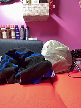 Snapshot of sexymelli18 chatting on 30, 10, 2025 sexymelli18 online show from 30, 10, 2025