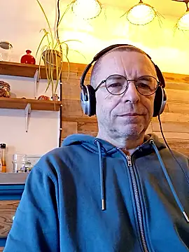 Xavspank2 online show from 6, 1, 2026