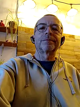 Xavspank2 online show from 10, 2, 2026