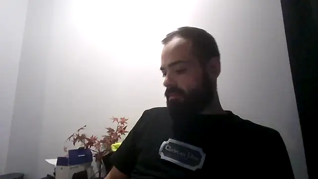 guccititi online show from 11, 11, 2025