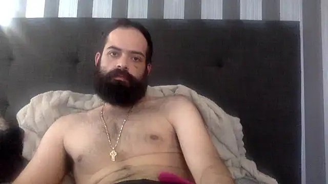 guccititi online show from 21, 9, 2025