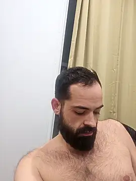 guccititi online show from 11, 11, 2025