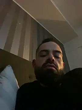 guccititi online show from 16, 10, 2025