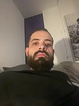 guccititi online show from 30, 10, 2025