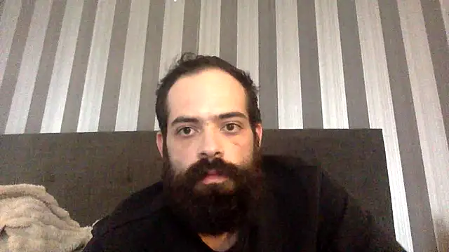 guccititi online show from 26, 9, 2025