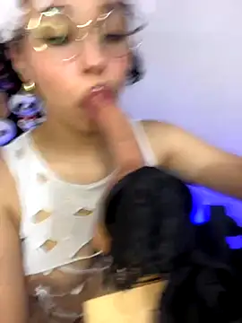 Snapshot of Emma_Winslow chatting on 22, 11, 2025 Emma Winslow online show from 22, 11, 2025