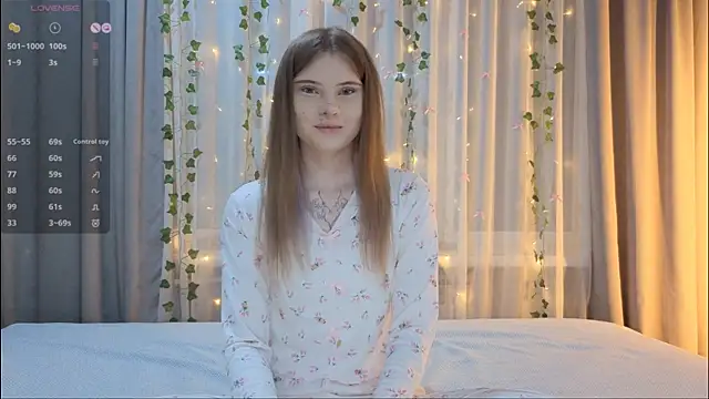 CarolinePepper online show from 12, 2, 2026